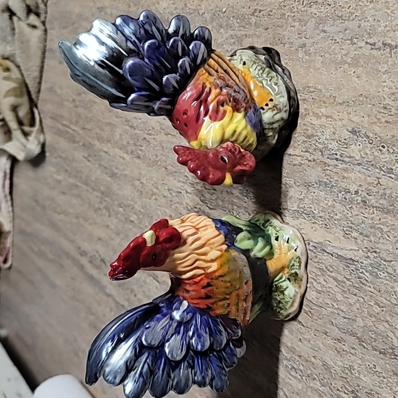 Appletree Rooster Set - Picture 1 of 7